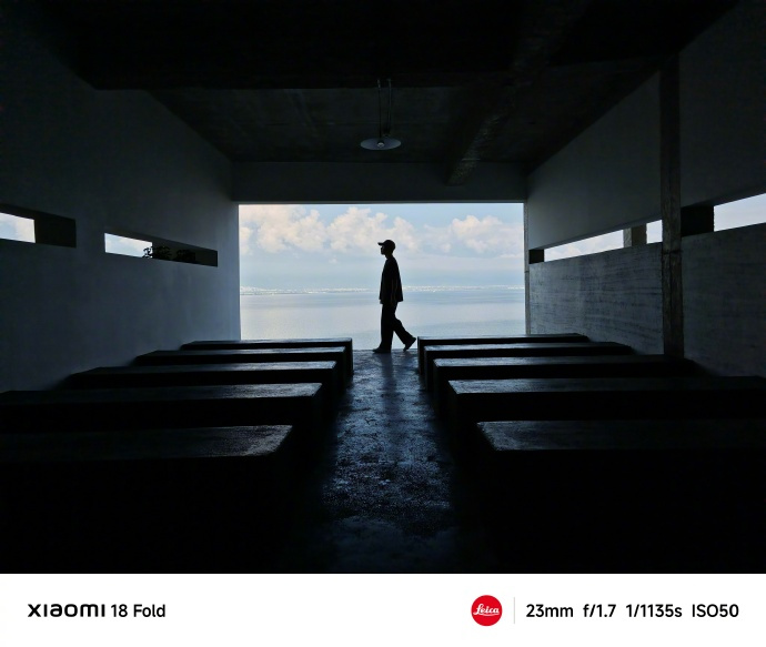 IT早报 0904:ChatGPT、Claude 和 Grok 集体宕机近 4 小时;微信回应“好友超 1 万可查看单删好友”;时隔 6 年华为国行 5G 回归;微短剧统一标识苔花标发布...